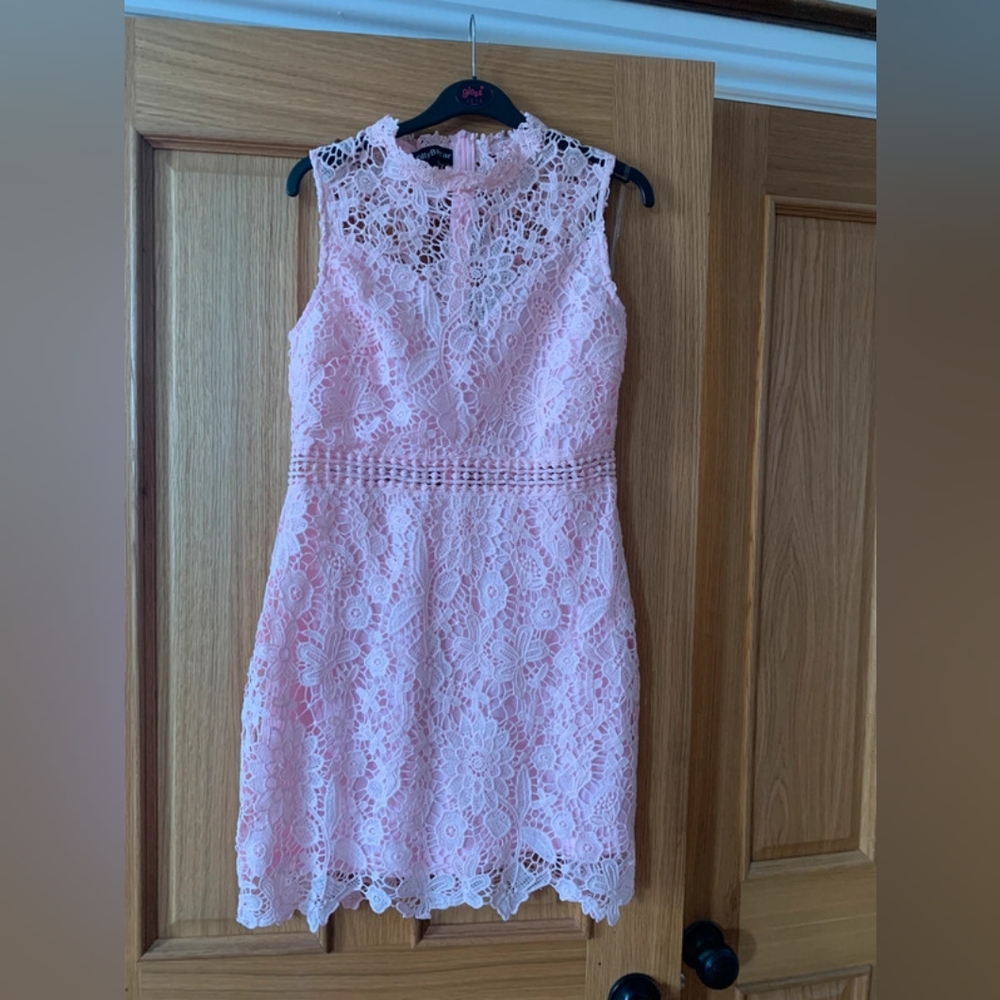 Pink Lace Sleeveless Dress